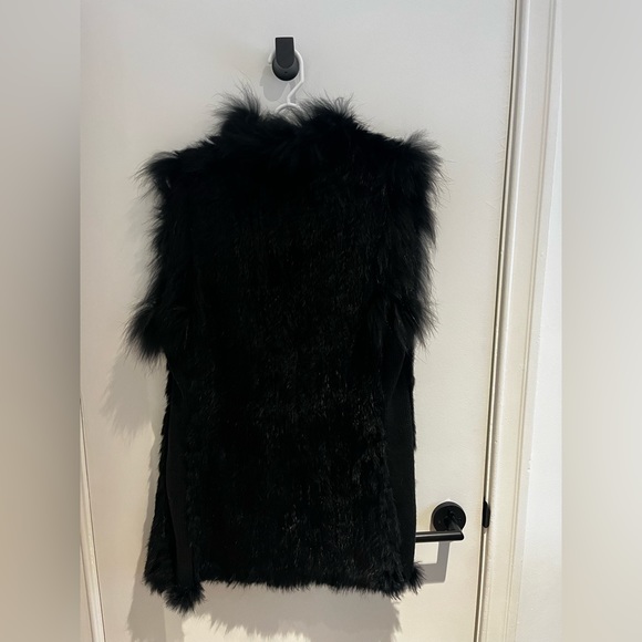 Dolce Cabo Genuine Fur Vest - Picture 2 of 8